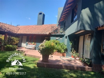 Casa en arriendo mensual en Loteo la reina, Talca - 4 dormitorios, 4 baños