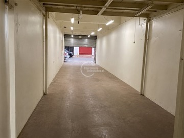 Bodega en arriendo mensual en San Diego 1255, Santiago - 3 baños
