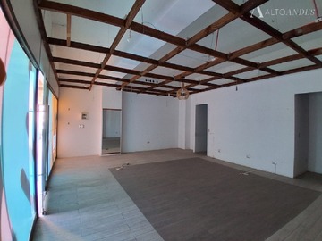 Local Comercial en arriendo mensual en Gaston hamel nieto con calafquen, Concón - 1 baño