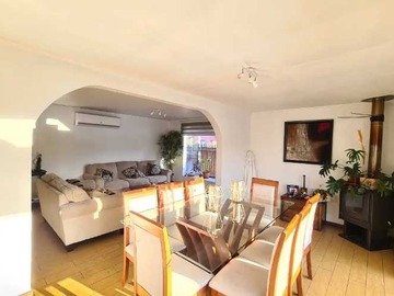 Arriendo Mensual / Casa / Til til