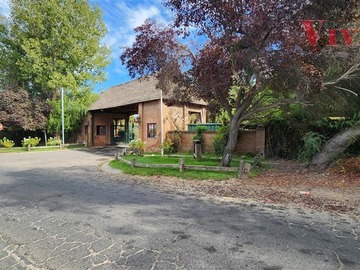 Sitio en venta en Condominio al lado Colegio San Anselmo, Colina
