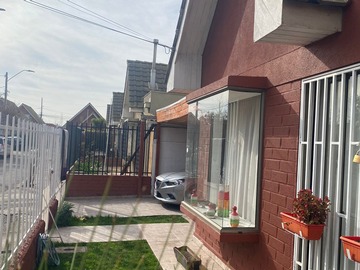 Casa en venta en La pampa, San Bernardo - 3 dormitorios, 2 baños