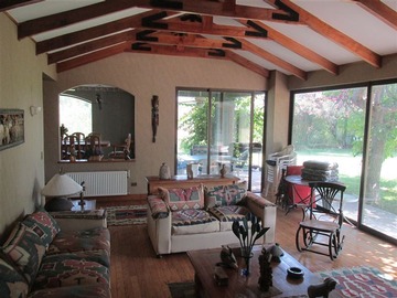 Casa en arriendo mensual en Camino Melipilla, Peñaflor - 6 dormitorios, 3 baños