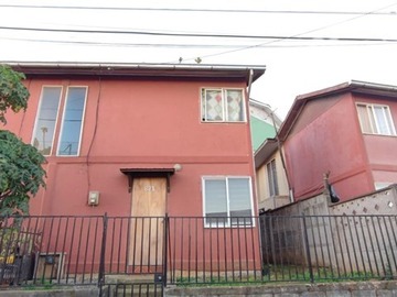 Casa en venta en Tomé, Tomé - 2 dormitorios, 1 baño