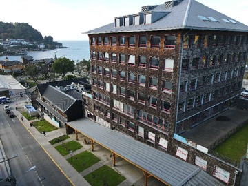 Oficina en venta en Oficina en venta en centro de Puerto Varas (101330), Puerto Varas - 4 dormitorios, 2 baños