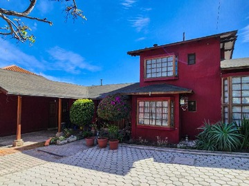 Casa en venta en Casa 6D/4B/5E/2Bod Terraza y quincho- Peñuelas (178809), Coquimbo - 6 dormitorios, 4 baños