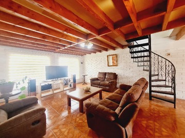 Casa en venta en Casa en venta Gran Oportunidad (69796), La Florida - 3 dormitorios, 2 baños