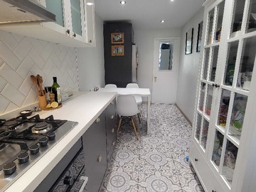 Casa en arriendo mensual en Amplia y remodelada 4D/3B con Jardín y Piscina (178964), Peñalolén - 4 dormitorios, 3 baños