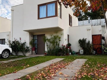 Casa en venta en Condominio Bosque real, Curauma, Valparaíso - 3 dormitorios, 3 baños