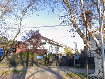 Casa en venta en Casa renovada 300 metros del nuevo hospital regional ñuble, Chillán - 4 dormitorios, 3 baños