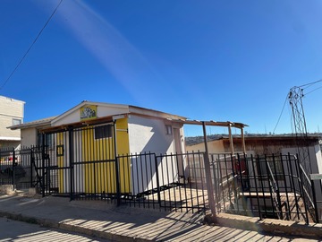 Casa en venta en José martí, Viña del Mar - 3 dormitorios, 2 baños