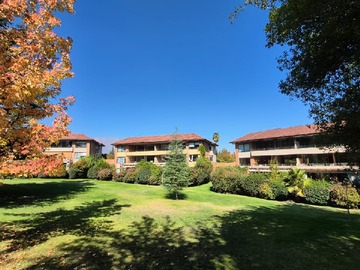 Departamento en venta en Cam. El Huinganal, Lo Barnechea - 4 dormitorios, 3 baños