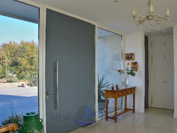 Casa en venta en Exclusivo, Condominio Polo de Manquehue IV (173226), Colina - 5 dormitorios, 5 baños
