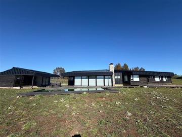Casa en venta en camino villarrica pucon km 8 sector los boldos, Villarrica - 4 dormitorios, 4 baños