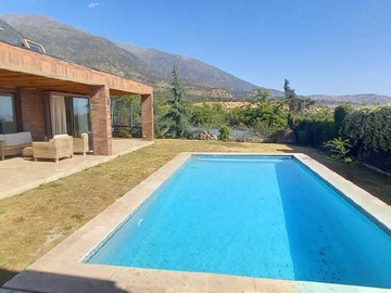 Casa en venta en Se vende amplia casa en Las Pircas (169298), Peñalolén - 6 dormitorios, 6 baños