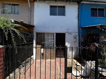 Casa en venta en Regidor Enrique Ibañez, San Javier de Loncomilla - 2 dormitorios, 1 baño