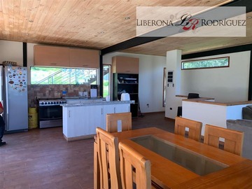 Casa en venta en Parcela con casa en Olmué, Olmué - 4 dormitorios, 2 baños