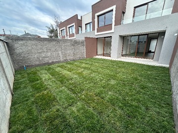 Casa en arriendo mensual en Moderna Vivienda en Entorno Natural (175646), Chillán - 3 dormitorios, 3 baños