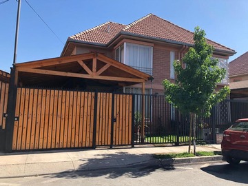 Casa en venta en Santa Beatriz, Quilicura - 3 dormitorios, 2 baños