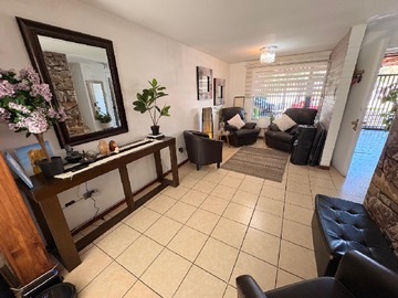 Casa en venta en Parque Sur 18500, Maipú - 3 dormitorios, 2 baños