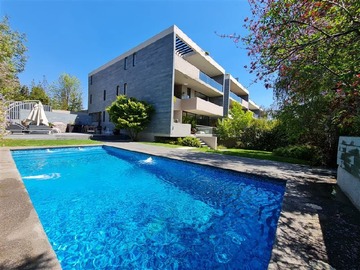 Casa en venta en Camino a la fuente a 30 mt2 lavandula, Las Condes - 5 dormitorios, 6 baños