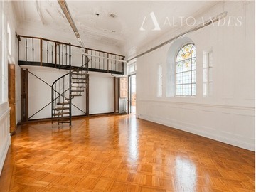 Oficina en arriendo mensual en Huérfanos, Santiago - 1 dormitorio