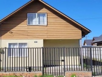 Casa en venta en Panitao, Puerto Montt - 3 dormitorios, 2 baños