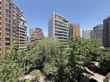 Departamento en venta en Alsacia / ElGolf, Las Condes - 1 dormitorio, 1 baño