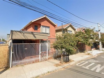 Casa en venta en Camino del Leñador N°3182, Maipú - 3 dormitorios, 2 baños