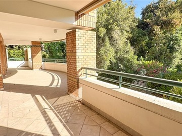 Departamento en venta en Camino la Viña, Las Condes - 4 dormitorios, 4 baños