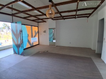 Local Comercial en arriendo mensual en Gaston hamel nieto con calafquen, Concón - 1 baño