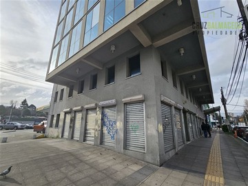 Local Comercial en arriendo mensual en Centro de Puerto Montt, Puerto Montt - 4 baños