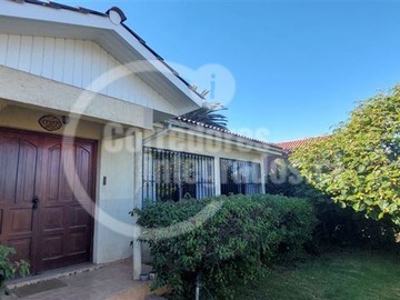 Casa en arriendo mensual en Tradicional centro, Santo Domingo - 3 dormitorios, 2 baños