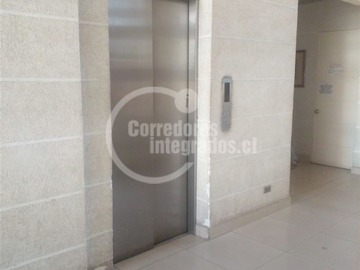 Bodega en arriendo mensual en Recoleta, metro Patronato, Recoleta - 5 baños
