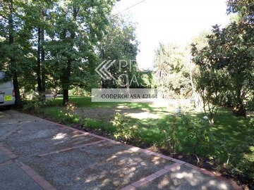 Casa en venta en Padre Hurtado Sur - Valenzuela PUelma, La Reina - 5 dormitorios, 3 baños
