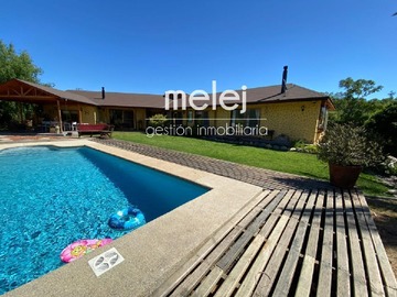 Casa en venta en Tránsito Guerra, Limache - 5 dormitorios, 4 baños