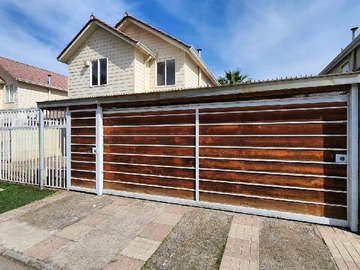 Casa en venta en Las Verbenas Poniente 2526, Lampa - 4 dormitorios, 3 baños