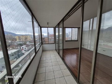 Departamento en venta en Simon Bolivar Marchant Pereira, Ñuñoa - 2 dormitorios, 2 baños