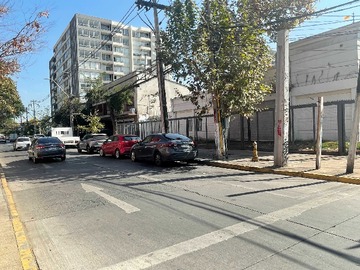 Local Comercial en arriendo mensual en Espacio Ideal para Negocios Exitosos (168339), Santiago - 4 baños