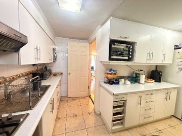 Casa en venta en Amplia Vivienda con Excelente Conectividad (176006), Santiago - 4 dormitorios, 3 baños