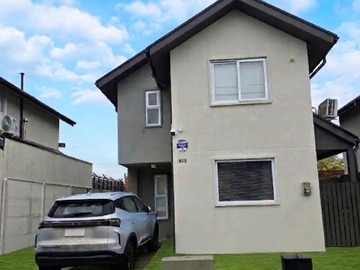 Casa en arriendo mensual en Arrienda Casa Portal del Libertador - 3 dormitorios, 2 baños