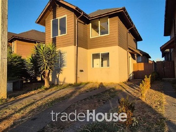 Casa en venta en Torreones Oeste, Concepción, Concepción - 3 dormitorios, 3 baños