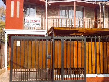 Casa en venta en Cóndores de Chile, Maipú - 3 dormitorios, 1 baño