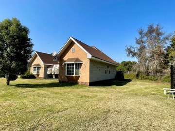 Casa en venta en Camino carampangue, Talagante - 8 dormitorios, 8 baños