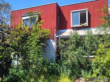 Casa en venta en El Sauce 257, La Florida, Santiago Metropolitan Region 8240000, Chile, La Florida - 5 dormitorios, 2 baños