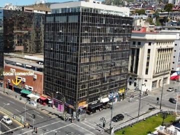 Local Comercial en arriendo mensual en edificio los heroes, Valparaíso - 1 baño