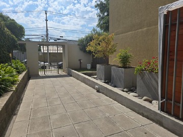 Departamento en venta en Avenida quilin, Macul - 3 dormitorios, 2 baños