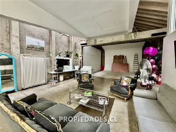 Local Comercial en arriendo mensual en Barrio Italia, Providencia