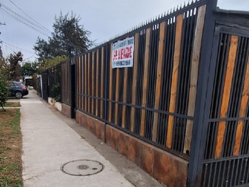 Casa en venta en Venta Casa Esquina 110 M2 Habitación O Local Comercial Cerrillos - 4 dormitorios, 1 baño