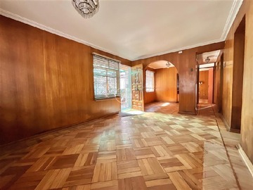 Casa en arriendo mensual en Metro lo ovalle, La Cisterna - 2 dormitorios, 1 baño